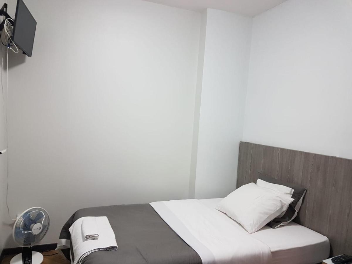 Hameau Des Essarts Bed & Breakfast Grand-Couronne ภายนอก รูปภาพ